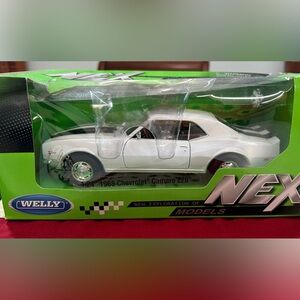 1968 Chevy Camaro 1:24 Scale - Welly